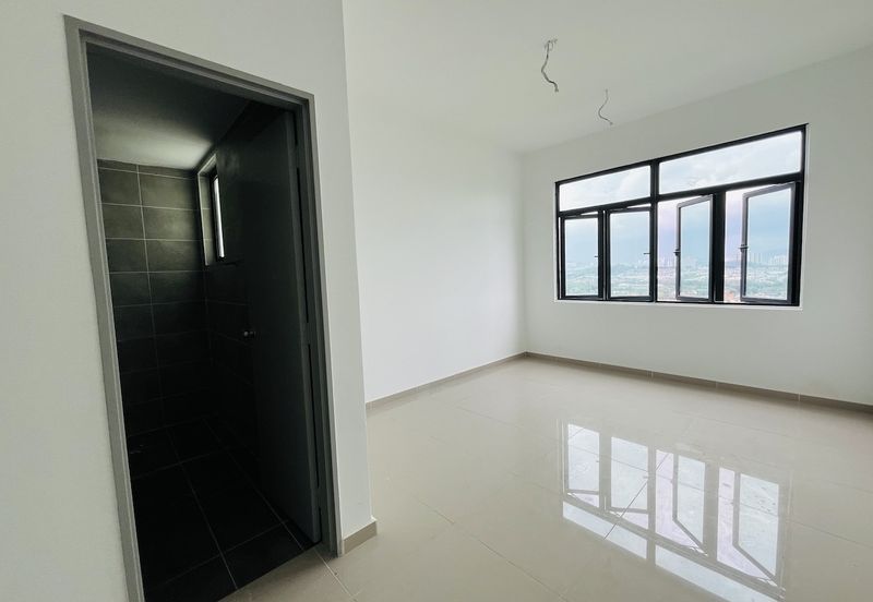 The Louvre @ Country Heights