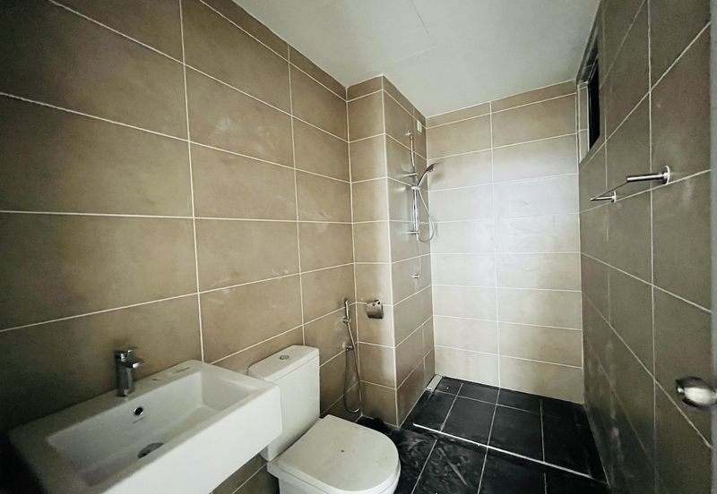 The Louvre @ Country Heights