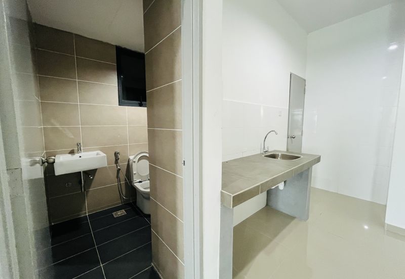 The Louvre @ Country Heights