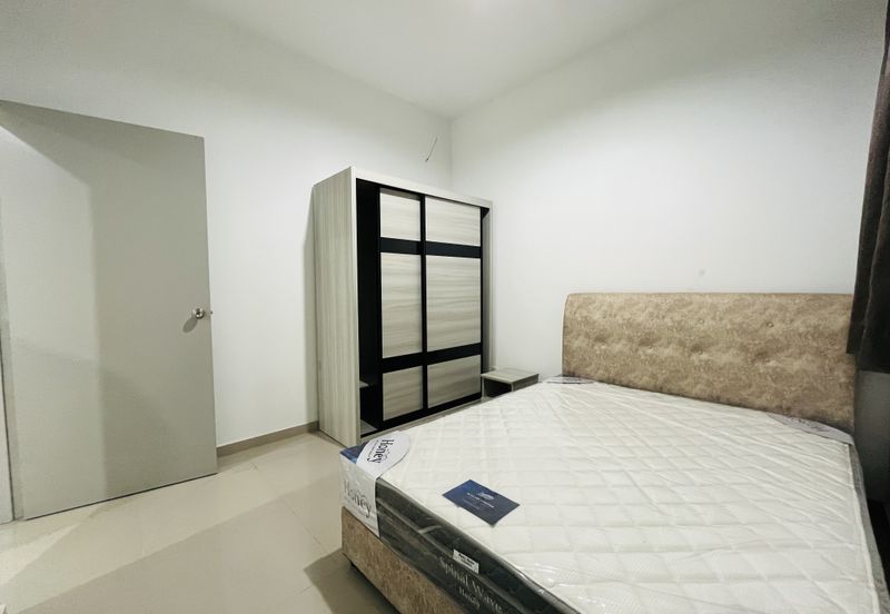 The Louvre @ Country Heights