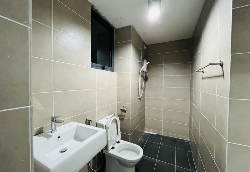 The Louvre @ Country Heights