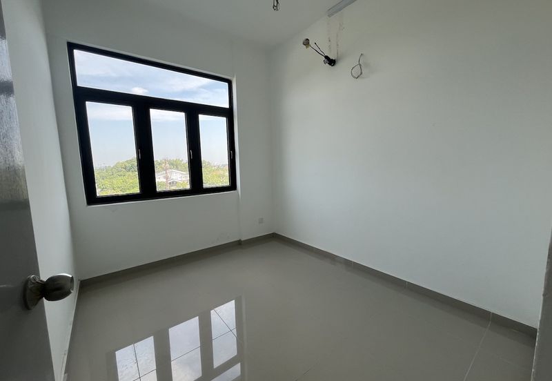 The Louvre @ Country Heights