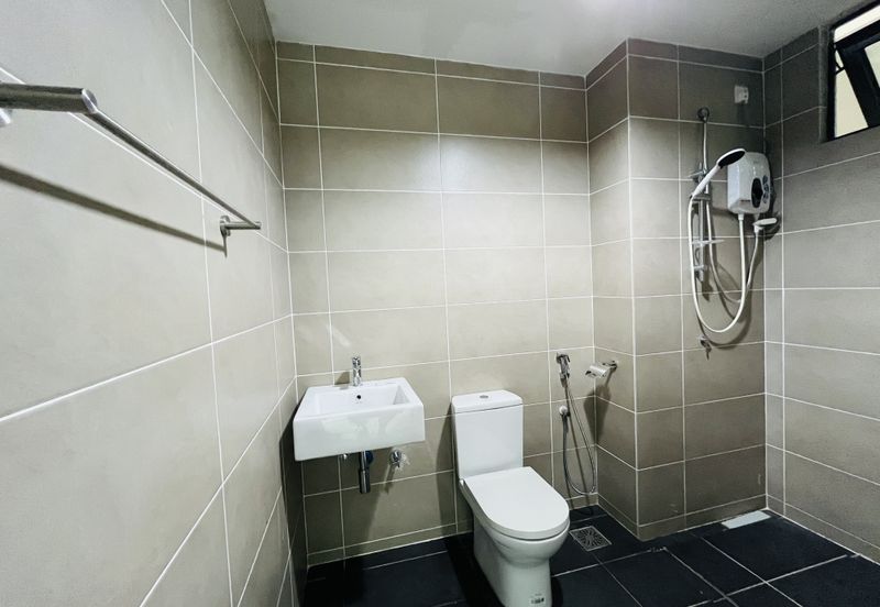 The Louvre @ Country Heights