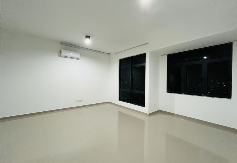 The Louvre @ Country Heights