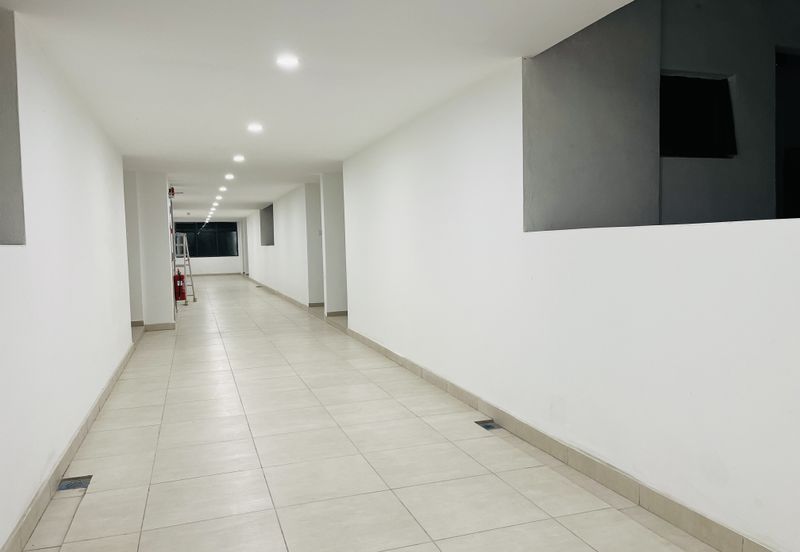 The Louvre @ Country Heights