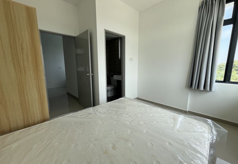 The Louvre @ Country Heights