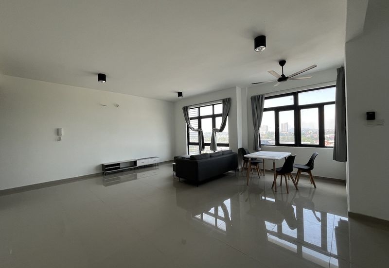 The Louvre @ Country Heights