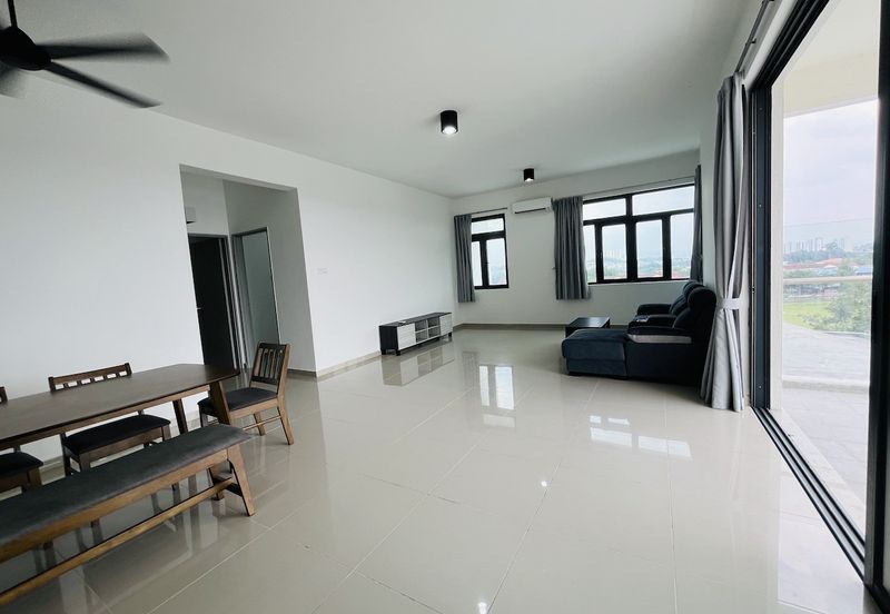 The Louvre @ Country Heights