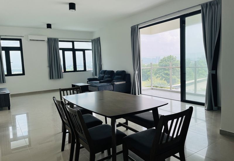 The Louvre @ Country Heights