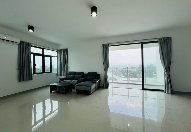 The Louvre @ Country Heights