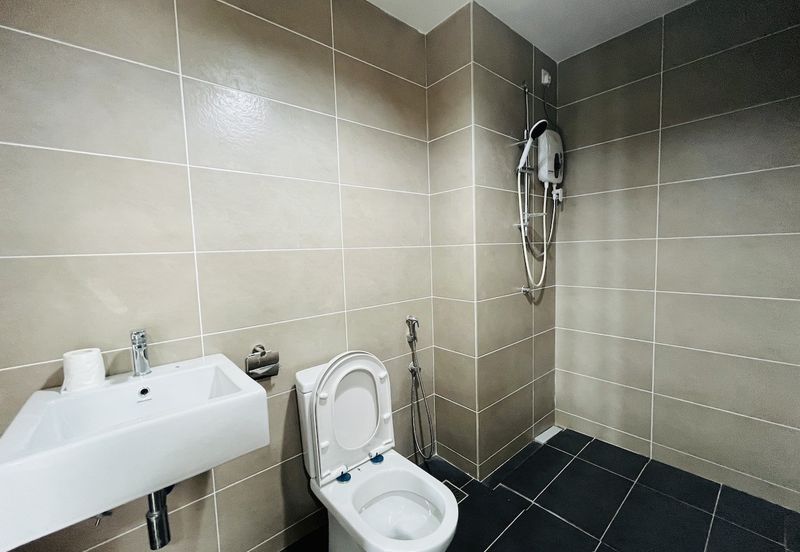 The Louvre @ Country Heights