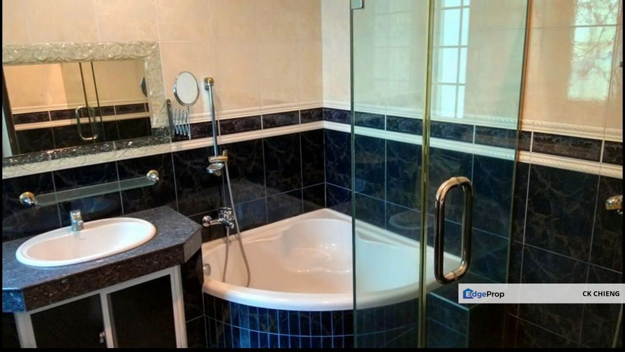 Below Market Non Bumi, 2052sqft Penthouse, Bandar Sunway Petaling Jaya , Selangor, Bandar Sunway