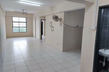 Calisa M @ Calisa Residences