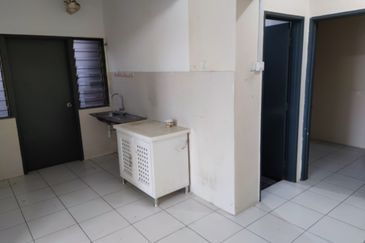 Calisa M @ Calisa Residences