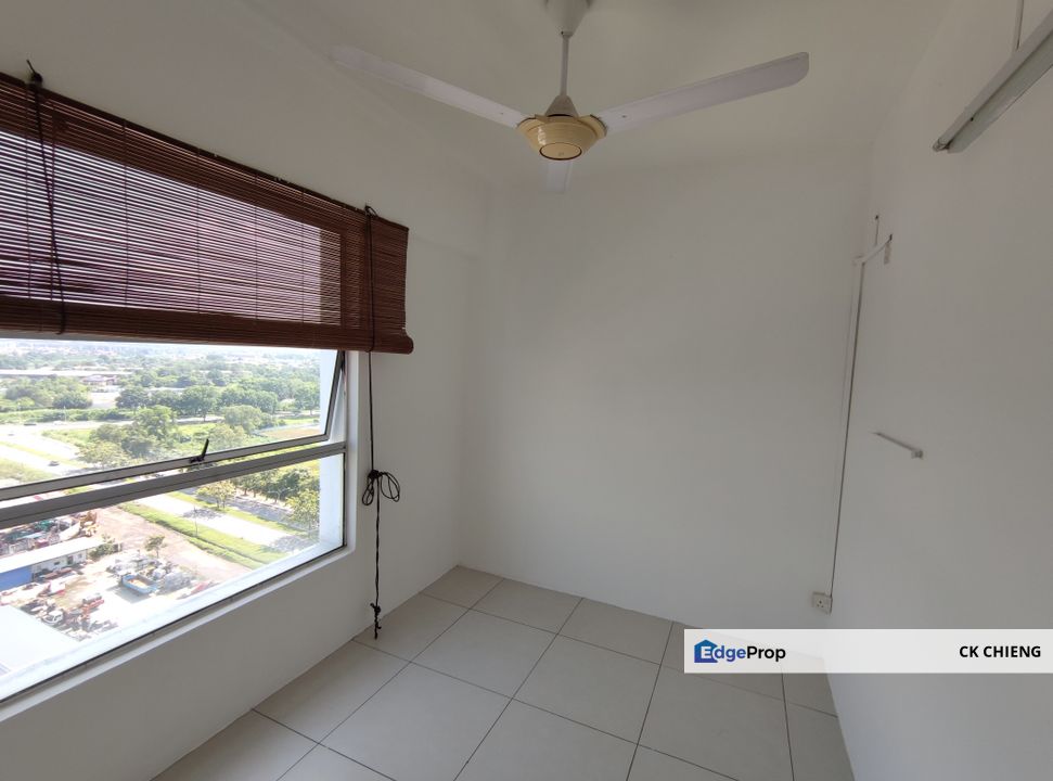 Below Market Non Bumi, 775sqft 2 Rooms, Taman Mas Sepang, Selangor, Puchong