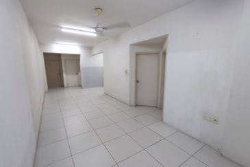 Calisa M @ Calisa Residences