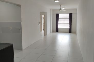 Calisa M @ Calisa Residences