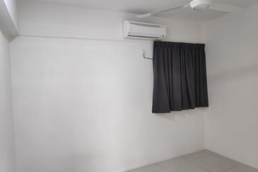 Calisa M @ Calisa Residences