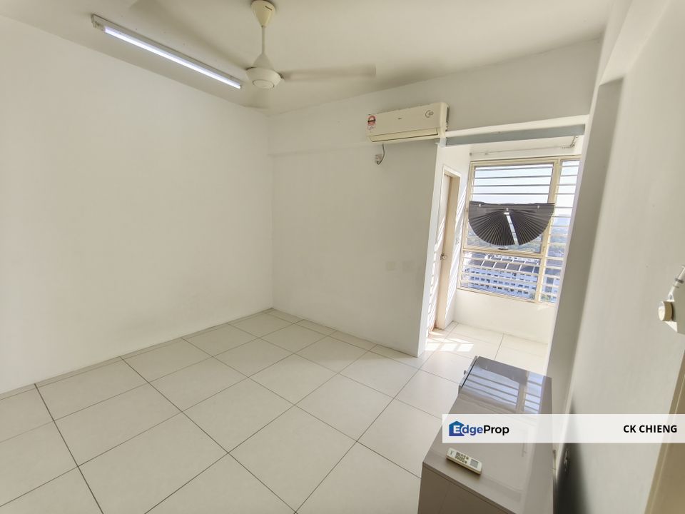 Calisa Residence, Below Market Non Bumi, 883sqft 3 Rooms, Puchong Taman Mas, Selangor, Puchong