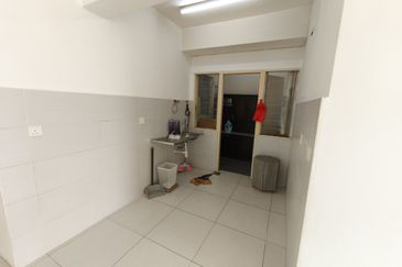 Calisa M @ Calisa Residences