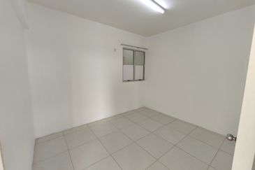 Calisa M @ Calisa Residences