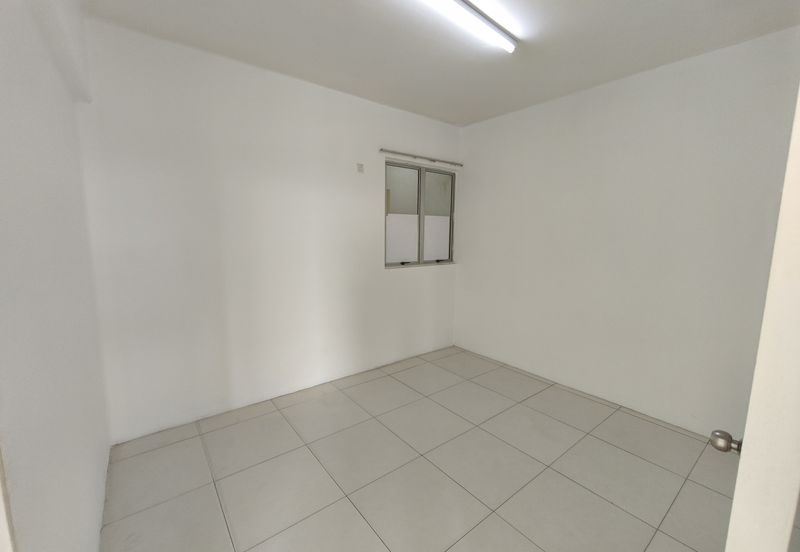 Calisa M @ Calisa Residences