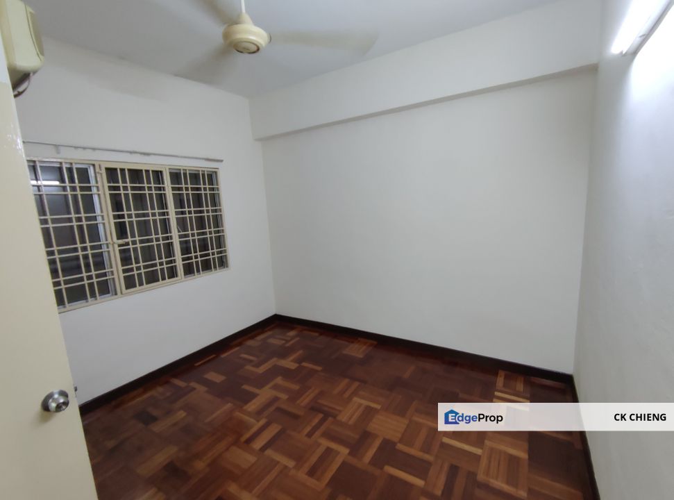 Ridzuan Condo Rent, 3 Rooms Partly Furnished, Bandar Sunway PJS10, Selangor, Bandar Sunway