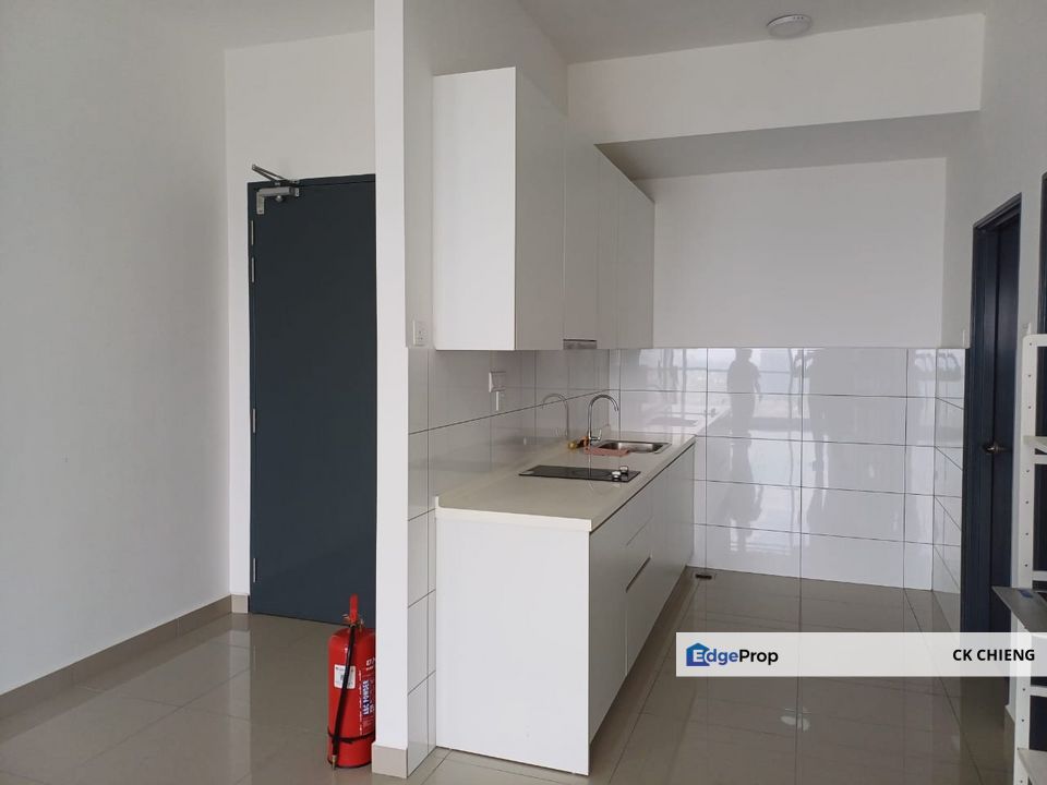 Aera Residence Rent, 3 Rooms Partly Furnished, Bandar Sunway Petaling Jaya, Selangor, Petaling Jaya