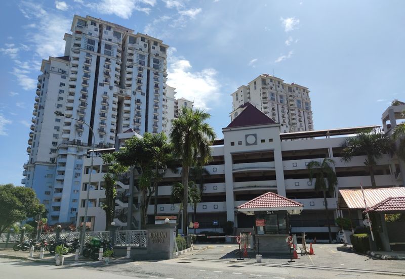 Ridzuan Condominium