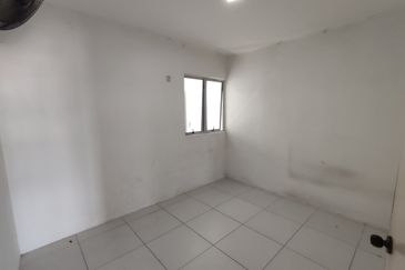 Calisa M @ Calisa Residences