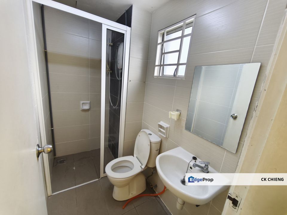 Calisa Residence Rent, Partly Furnished 3 Rooms, Puchong Taman Mas Sepang, Selangor, Puchong