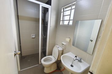 Calisa M @ Calisa Residences