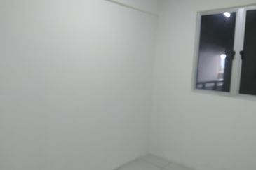 Calisa M @ Calisa Residences