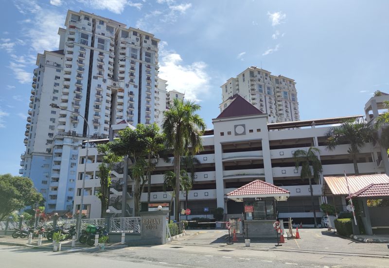 Ridzuan Condominium