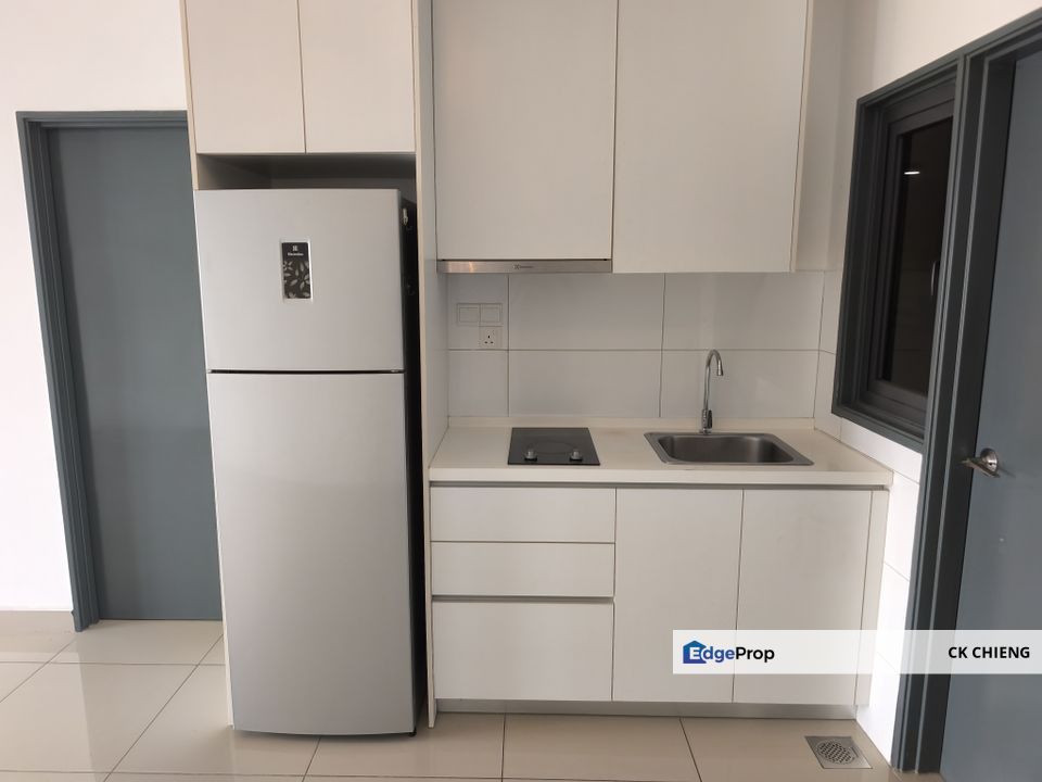 Aera Residence Rent, 2 Rooms Partly Furnished, Bandar Sunway Petaling Jaya, Selangor, Petaling Jaya