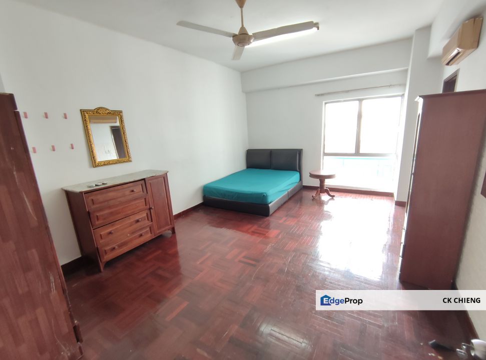 Ridzuan Condo Rent, Partly Furnished 3 Rooms, Bandar Sunway PJS10, Selangor, Bandar Sunway