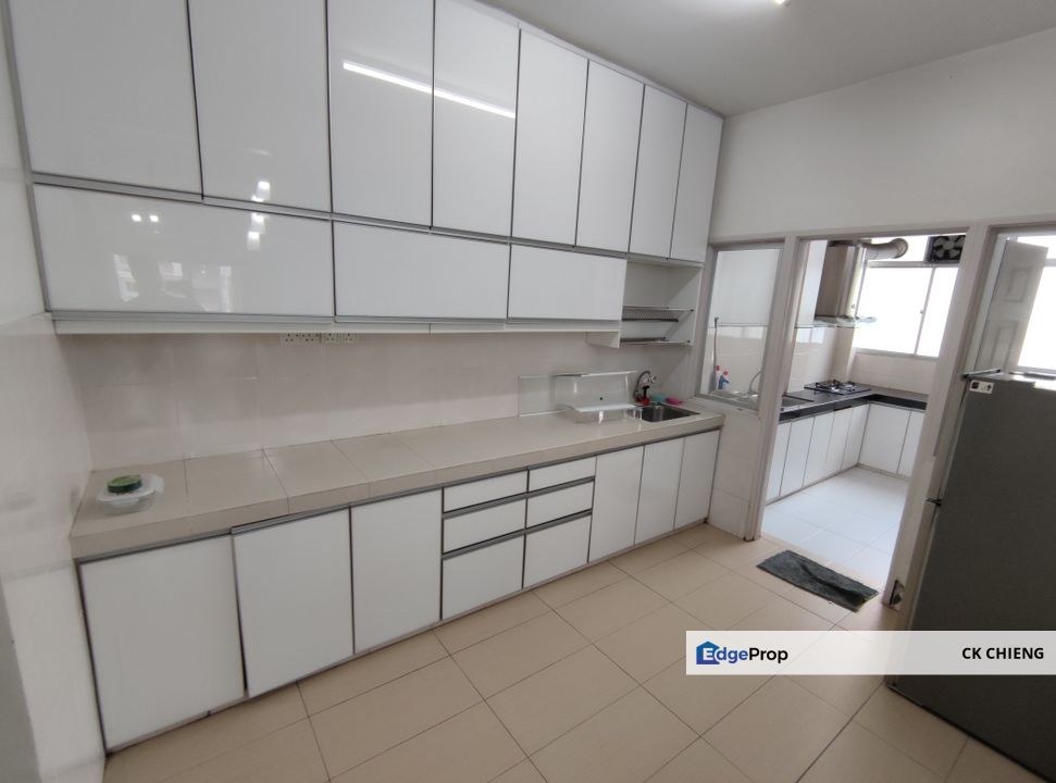 Suriamas Condo Rent, Fully Furnished 4 Rooms, Bandar Sunway PJS10, Selangor, Bandar Sunway