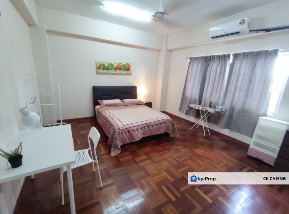 Ridzuan Condo Rent, Fully Furnished 3 Rooms Corner unit, Bandar Sunway PJS10, Selangor, Bandar Sunway