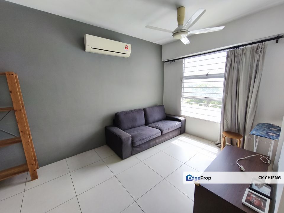 Calisa Residence Rent, 3 Rooms Partly Furnished, Puchong Taman Mas Sepang, Selangor, Puchong