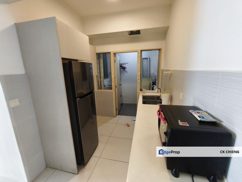 Calisa Residence Rent, 3 Rooms Partly Furnished, Puchong Taman Mas Sepang, Selangor, Puchong