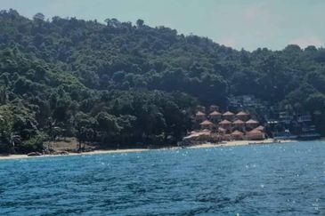 PULAU PERHENTIAN KECIL