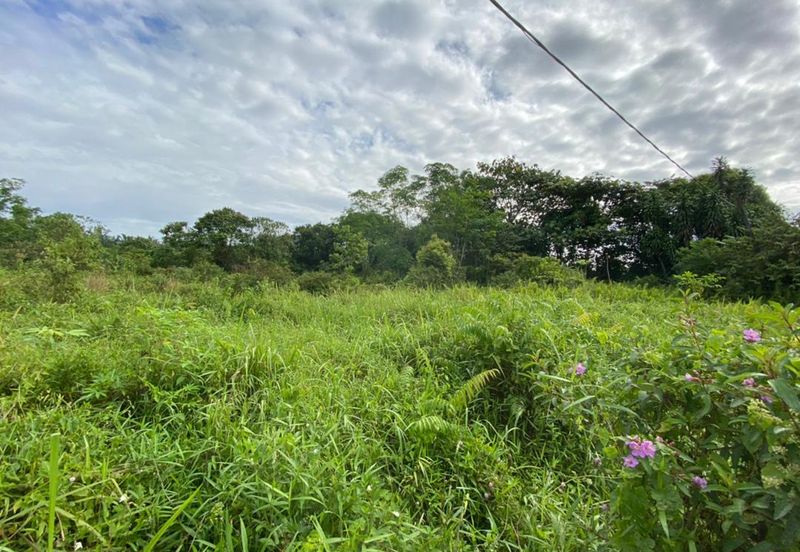 Jalan Kampung Ulu Pulai