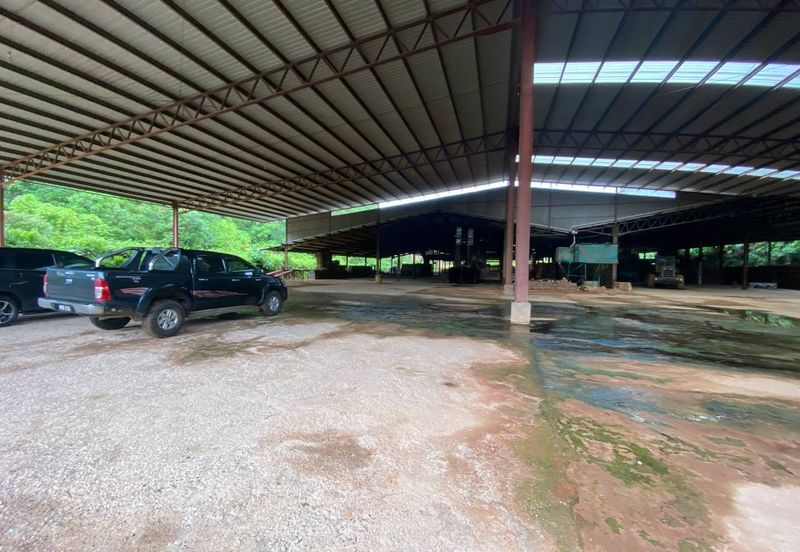 Land at Benta Raub Pahang