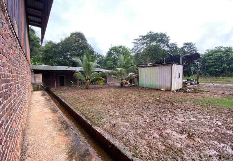 Land at Benta Raub Pahang