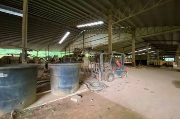 Land at Benta Raub Pahang