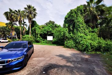 NEXT TO CUSTOMS| Commercial Land (Petrol Station) Ayer Keroh Melaka For Sale