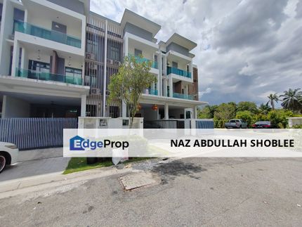 Triple Storey Link Villa Reflexion Pool Villa Puchong South For Sale, Selangor, Puchong