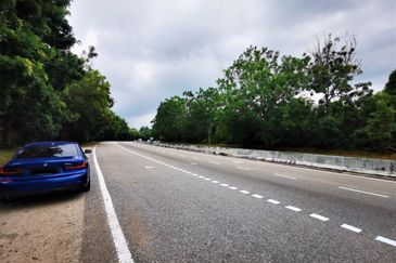 DEKAT LEBUH SPA| Tanah Pertanian 3.84 Ekar di Ayer Keroh Melaka Untuk Dijual