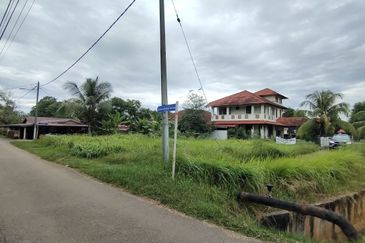 Taman Ayer Molek