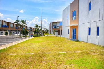 Casa Bluebell @ Cybersouth